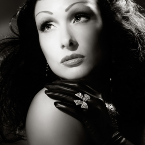 old hollywood cinematic diva style